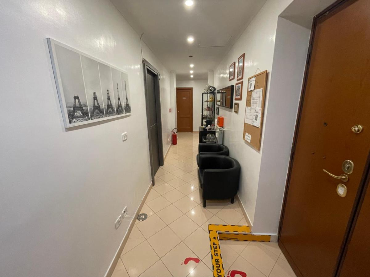 Kaydee Guesthouse Рим Екстер'єр фото