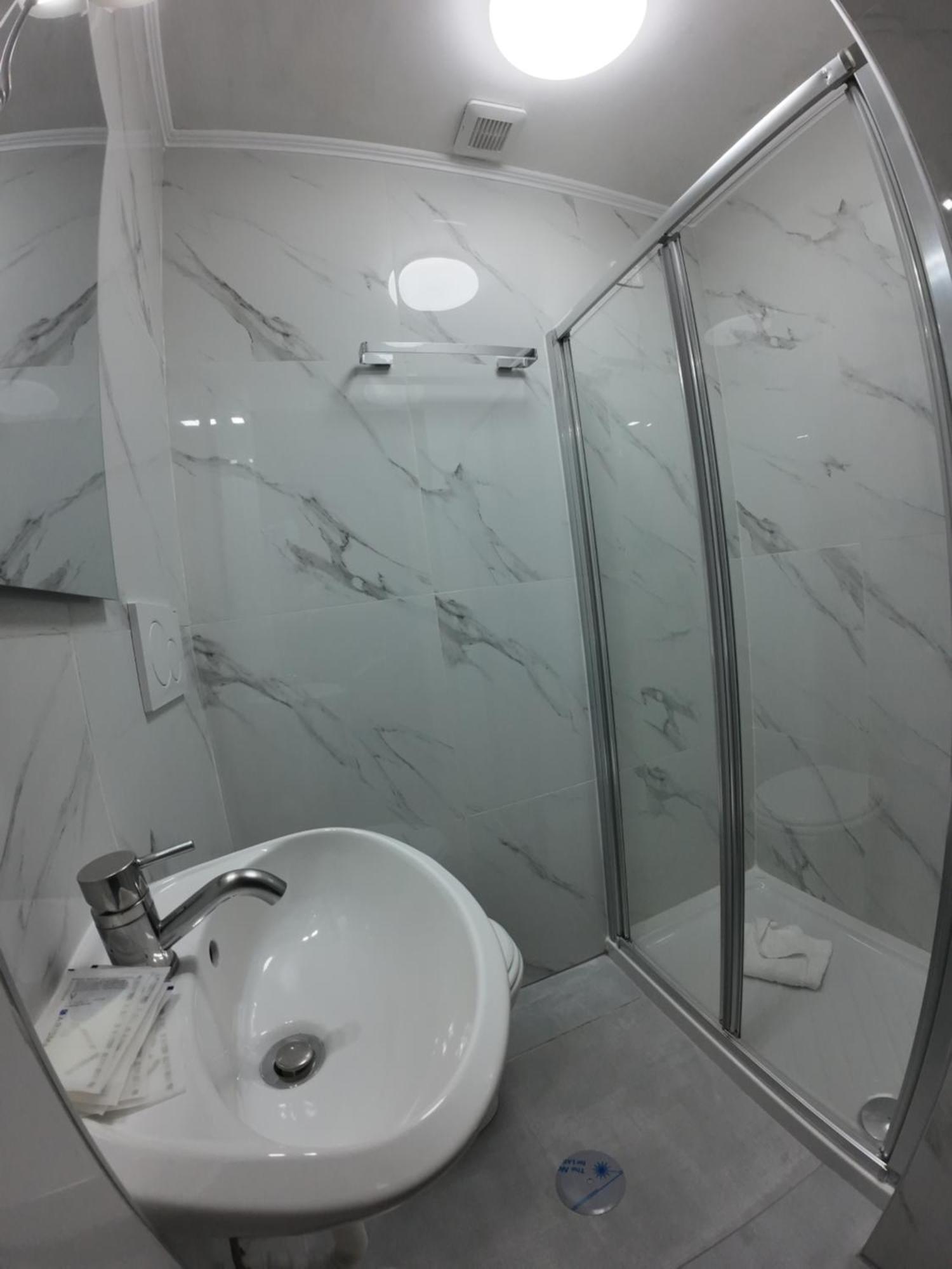 Kaydee Guesthouse Рим Екстер'єр фото